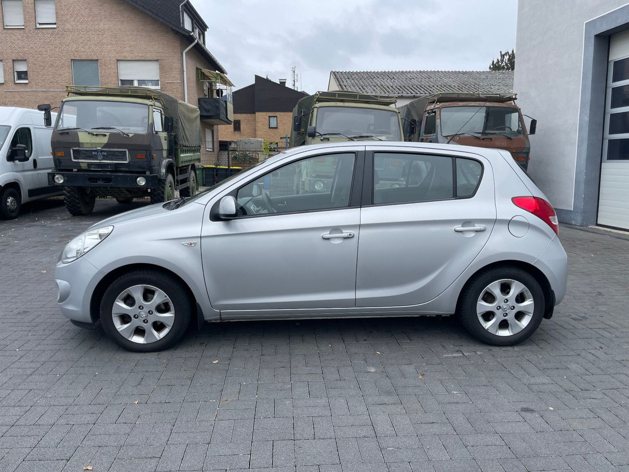 Sedan Hyundai i20 Klima: picture 8