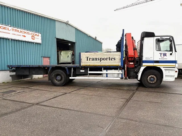 Mercedes-Benz Actros 2031 K WITH PALFINGER PK1101 CRANE (MANUAL GEARBOX / FULL STEEL SUSPENSION / REDUCTION AXLE / REMOTE CONTROL) - Crane truck: picture 4 Mercedes-Benz Actros 2031 K WITH PALFINGER PK1101 CRANE (MANUAL GEARBOX / FULL STEEL SUSPENSION / REDUCTION AXLE / REMOTE CONTROL) - Crane truck: picture 4