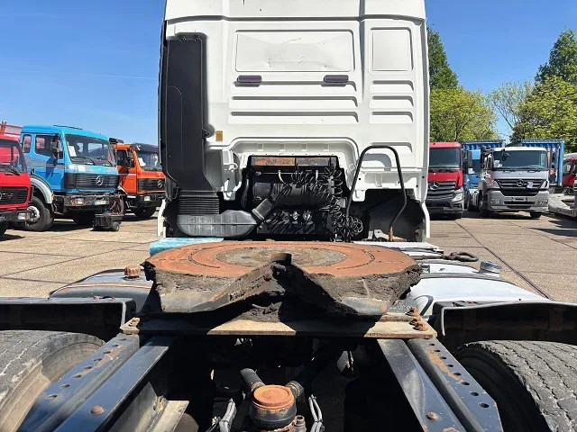Tractor unit MAN TGA 18.410 FLS XXL (6-CILINDER HEADS / ZF16 MANUAL GEARBOX / ZF-INTARDER / HYDRAULIC KIT / P.T.O. / AIRCONDITIONING): picture 10