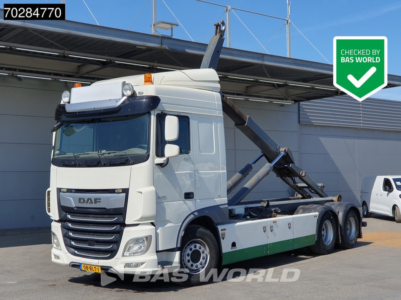 DAF XF 530 XF 6X2 NL-Truck VDL Hooklift Standklima Automatic ACC Euro 6 - Hook lift truck: picture 1 DAF XF 530 XF 6X2 NL-Truck VDL Hooklift Standklima Automatic ACC Euro 6 - Hook lift truck: picture 1