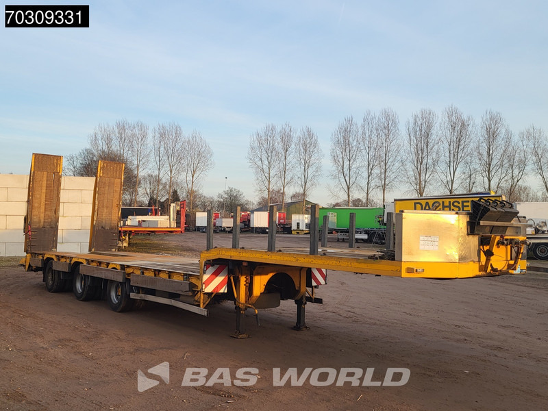 GS Meppel Remote Control 2xSteeringAxle - Low loader semi-trailer: picture 5 GS Meppel Remote Control 2xSteeringAxle - Low loader semi-trailer: picture 5
