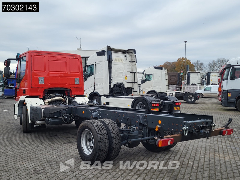 Iveco Eurocargo 180E320 4X2 NEW! 18T chassis 2017 production Euro 6 - Cab chassis truck: picture 2 Iveco Eurocargo 180E320 4X2 NEW! 18T chassis 2017 production Euro 6 - Cab chassis truck: picture 2