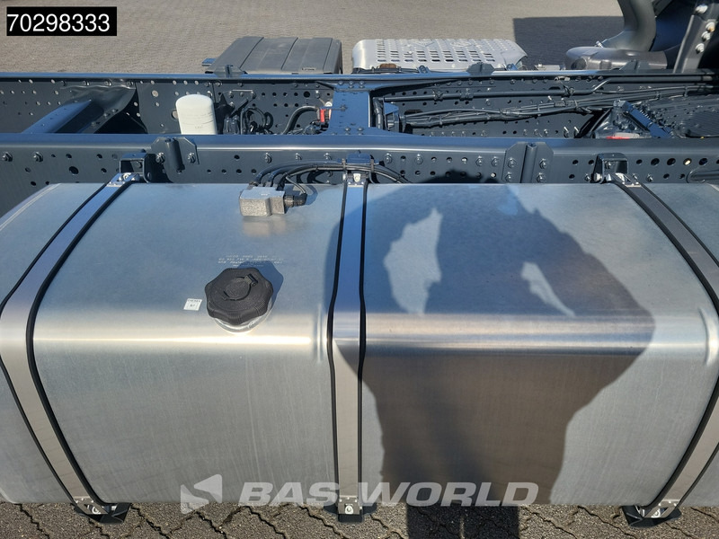 New Cab chassis truck Iveco S-Way 340 4X2 NEW! Chassis Automatic Navi LED Euro 6: picture 11 New Cab chassis truck Iveco S-Way 340 4X2 NEW! Chassis Automatic Navi LED Euro 6: picture 11