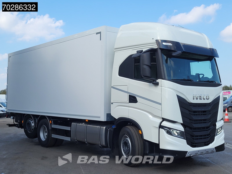 Iveco S-Way 490 6X2 NEW! 2000kg Ladebordwand Retarder Lift+Steering-Axle Navi LED - Box truck: picture 3 Iveco S-Way 490 6X2 NEW! 2000kg Ladebordwand Retarder Lift+Steering-Axle Navi LED - Box truck: picture 3