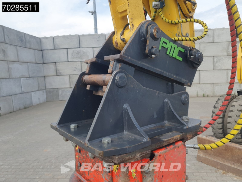 Wheel excavator Komatsu PW118 MR -11: picture 11