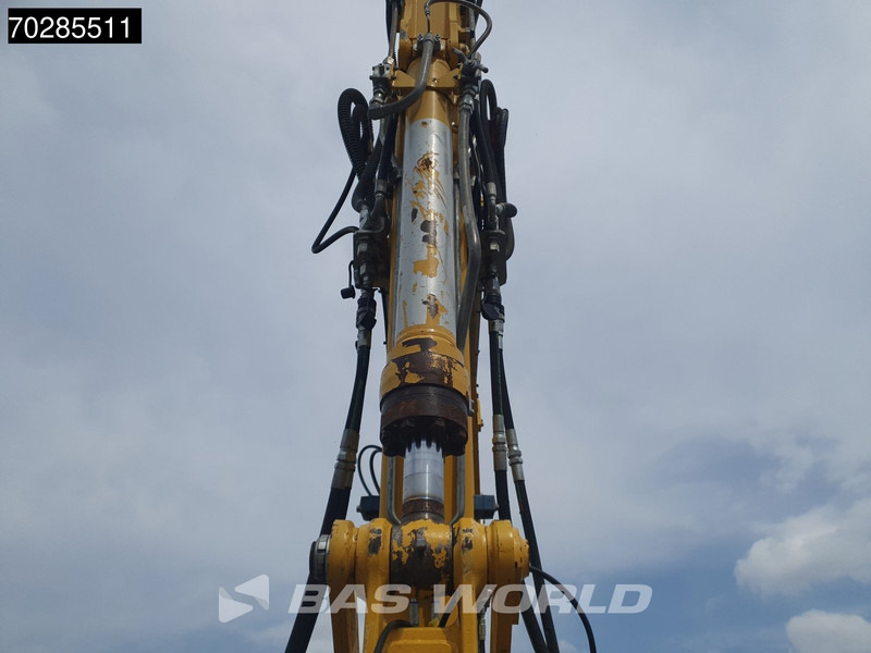 Wheel excavator Komatsu PW118 MR -11: picture 9