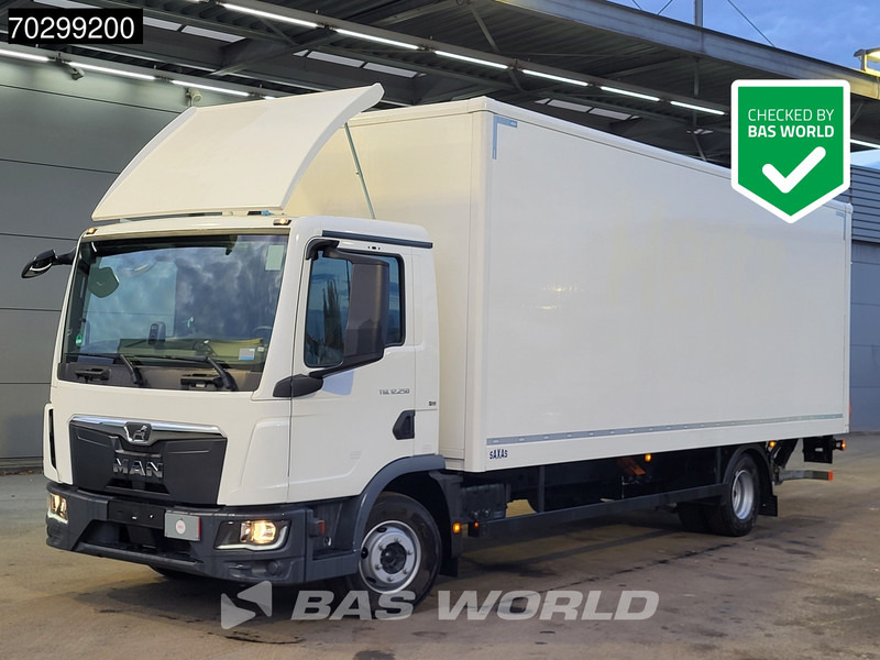 MAN TGL 12.250 4X2 12tonner LOW Mileage 1500kg Ladebordwand Automatic Euro 6 - Box truck: picture 1 MAN TGL 12.250 4X2 12tonner LOW Mileage 1500kg Ladebordwand Automatic Euro 6 - Box truck: picture 1