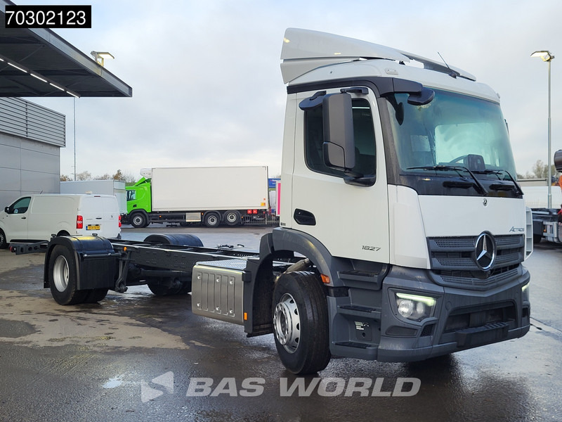 Leasing of Mercedes-Benz Actros 1827 4X2 NEW 18tons chassis Automatic PPC Cruise control Euro 6 Mercedes-Benz Actros 1827 4X2 NEW 18tons chassis Automatic PPC Cruise control Euro 6: picture 13 Leasing of Mercedes-Benz Actros 1827 4X2 NEW 18tons chassis Automatic PPC Cruise control Euro 6 Mercedes-Benz Actros 1827 4X2 NEW 18tons chassis Automatic PPC Cruise control Euro 6: picture 13