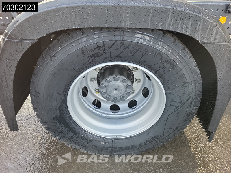 Leasing of Mercedes-Benz Actros 1827 4X2 NEW 18tons chassis Automatic PPC Cruise control Euro 6 Mercedes-Benz Actros 1827 4X2 NEW 18tons chassis Automatic PPC Cruise control Euro 6: picture 11 Leasing of Mercedes-Benz Actros 1827 4X2 NEW 18tons chassis Automatic PPC Cruise control Euro 6 Mercedes-Benz Actros 1827 4X2 NEW 18tons chassis Automatic PPC Cruise control Euro 6: picture 11