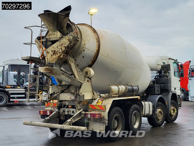 Mercedes-Benz Actros 3236 8X4 9m3 Liebherr Mixer Big-Axle Steelsuspension 3-Pedals Euro 3 - Concrete mixer truck: picture 5 Mercedes-Benz Actros 3236 8X4 9m3 Liebherr Mixer Big-Axle Steelsuspension 3-Pedals Euro 3 - Concrete mixer truck: picture 5