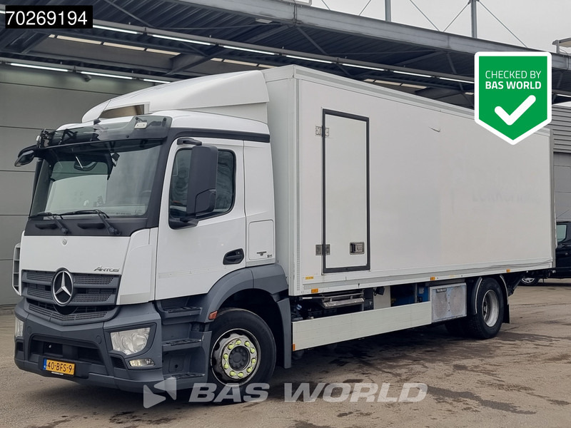 Mercedes-Benz Antos 2035 4X2 NL-Truck FRIGOBLOCK R410A 2000kg Ladebordwand Euro 6 - Refrigerator truck: picture 1 Mercedes-Benz Antos 2035 4X2 NL-Truck FRIGOBLOCK R410A 2000kg Ladebordwand Euro 6 - Refrigerator truck: picture 1