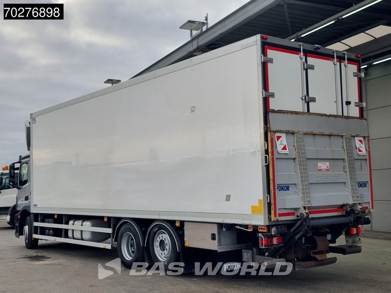 Mercedes-Benz Antos 2746 6X2 Carrier Supra 1250 Silent Mt ladebordwand Lift+Lenkachse Euro 6 - Refrigerator truck: picture 2 Mercedes-Benz Antos 2746 6X2 Carrier Supra 1250 Silent Mt ladebordwand Lift+Lenkachse Euro 6 - Refrigerator truck: picture 2
