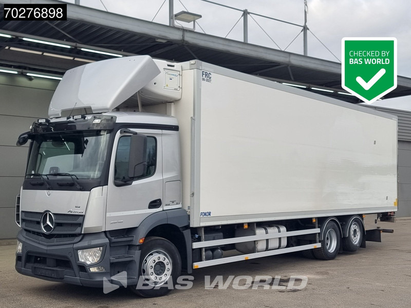 Mercedes-Benz Antos 2746 6X2 Carrier Supra 1250 Silent Mt ladebordwand Lift+Lenkachse Euro 6 - Refrigerator truck: picture 1 Mercedes-Benz Antos 2746 6X2 Carrier Supra 1250 Silent Mt ladebordwand Lift+Lenkachse Euro 6 - Refrigerator truck: picture 1