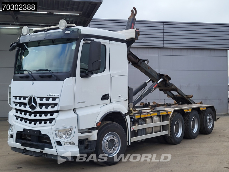 Mercedes-Benz Arocs 3653 8X4 HIAB 22t Multilift Big-Axle Lift+Steering Axle Euro 6 - Hook lift truck: picture 5 Mercedes-Benz Arocs 3653 8X4 HIAB 22t Multilift Big-Axle Lift+Steering Axle Euro 6 - Hook lift truck: picture 5