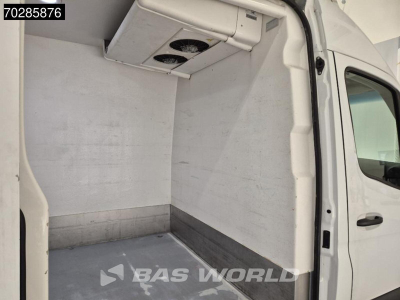 Refrigerated van Mercedes-Benz Sprinter 314 CDI COMING SOON! Koelwagen Automaat Carrier L2H2 Navi Airco Cruise Camera MBUX L2 Koel Koeler Kühl Kühler Kühlwagen 9m3 A/C: picture 7