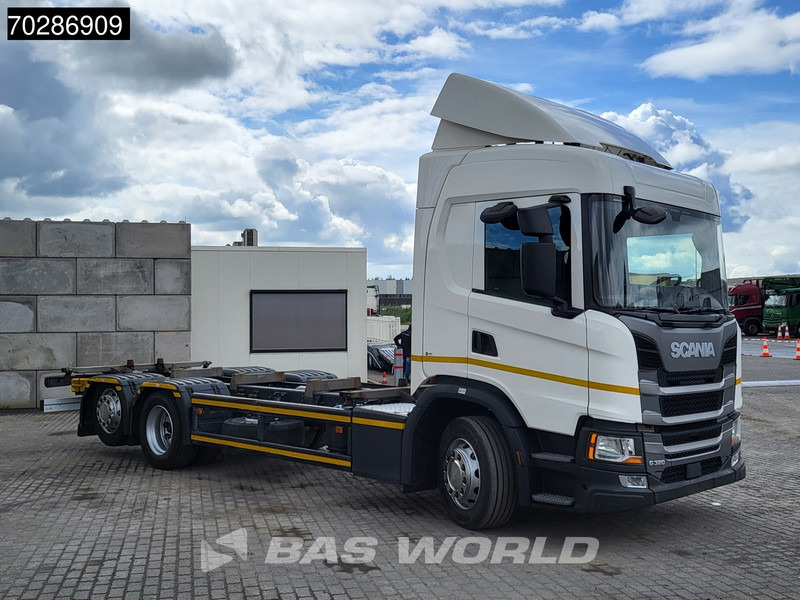 Scania G320 6X2 BDF Lift Axle Automatic Euro 6 - Container transporter/ Swap body truck: picture 3 Scania G320 6X2 BDF Lift Axle Automatic Euro 6 - Container transporter/ Swap body truck: picture 3