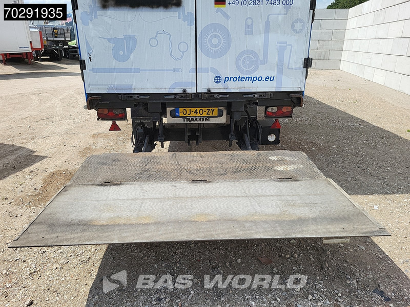 Closed box semi-trailer Tracon TO.2 Hardwood Tailgate Steering Axle: picture 9