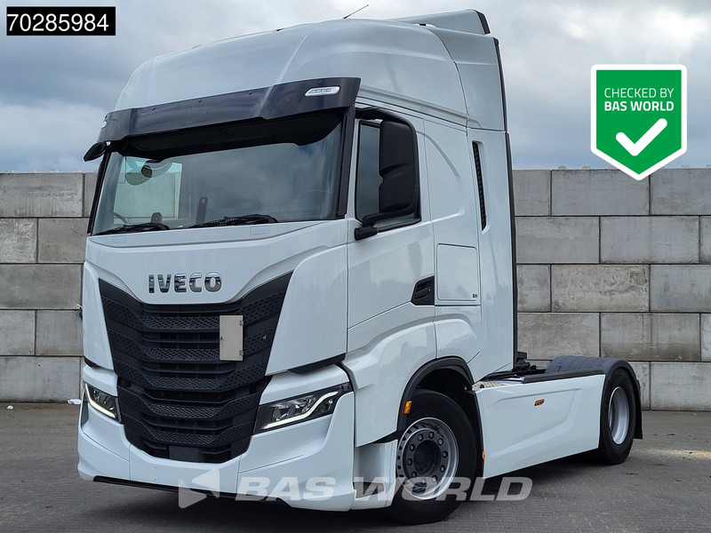 Iveco S-Way 490 4X2 Retarder Standklima 2xTanks Navi ACC LED Euro 6 - Tractor unit: picture 1 Iveco S-Way 490 4X2 Retarder Standklima 2xTanks Navi ACC LED Euro 6 - Tractor unit: picture 1