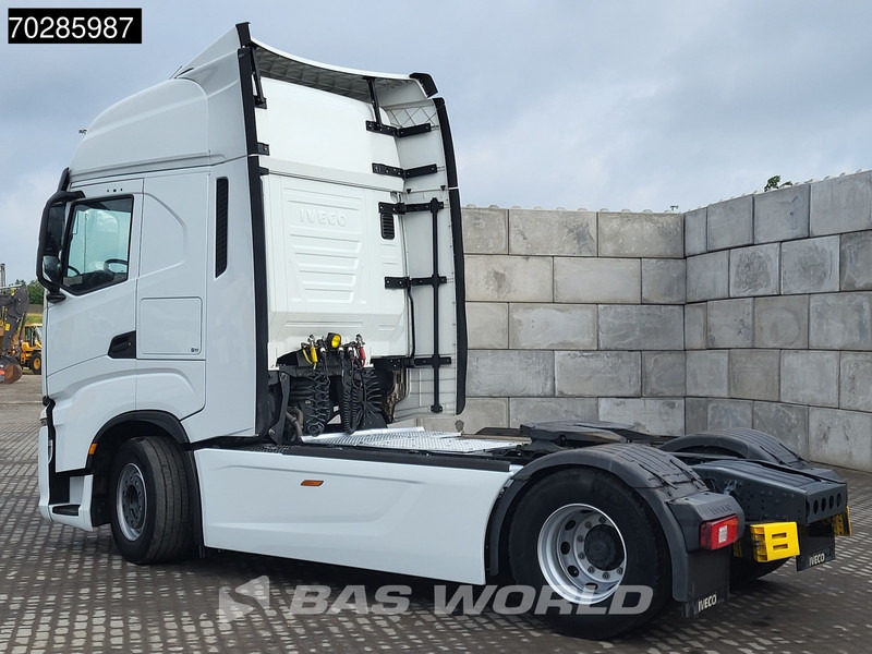 Iveco S-Way 490 4X2 Retarder Standklima 2xTanks Navi - Tractor unit: picture 2 Iveco S-Way 490 4X2 Retarder Standklima 2xTanks Navi - Tractor unit: picture 2