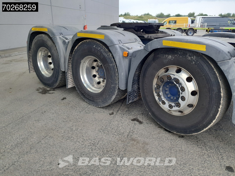 Tractor unit MAN TGX 41.580 8X4 160T Retarder XXL Lift+Lenkachse Standklima ACC Xenon: picture 17