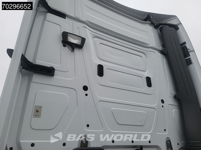 Mercedes-Benz Actros 1848 4X2 BigSpace Retarder Standklima ACC Xenon Euro 6 - Tractor unit: picture 5 Mercedes-Benz Actros 1848 4X2 BigSpace Retarder Standklima ACC Xenon Euro 6 - Tractor unit: picture 5