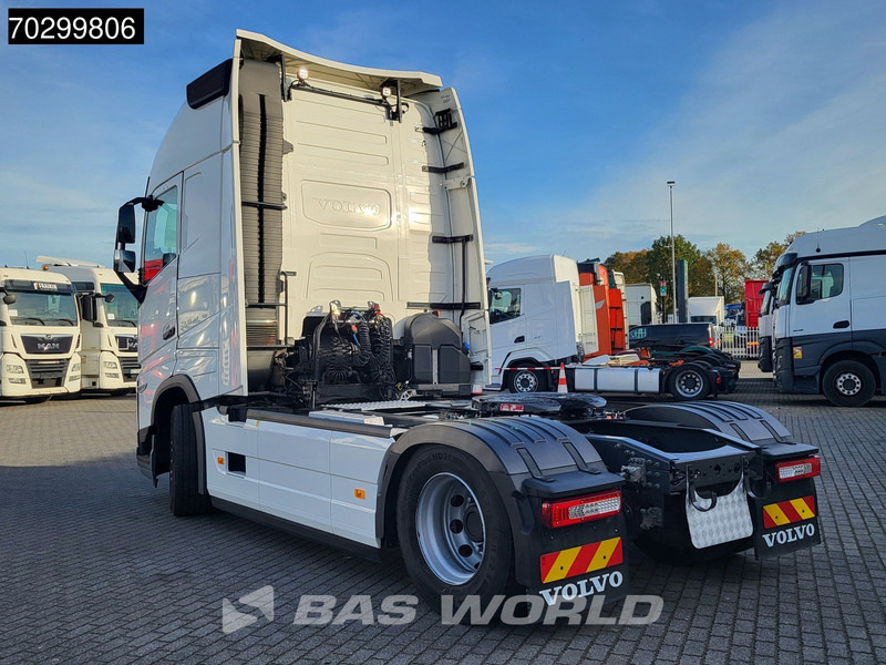 Volvo FH 500 FH 4X2 XL VEB+ 2x Tanks ACC LED ADR - Tractor unit: picture 2 Volvo FH 500 FH 4X2 XL VEB+ 2x Tanks ACC LED ADR - Tractor unit: picture 2