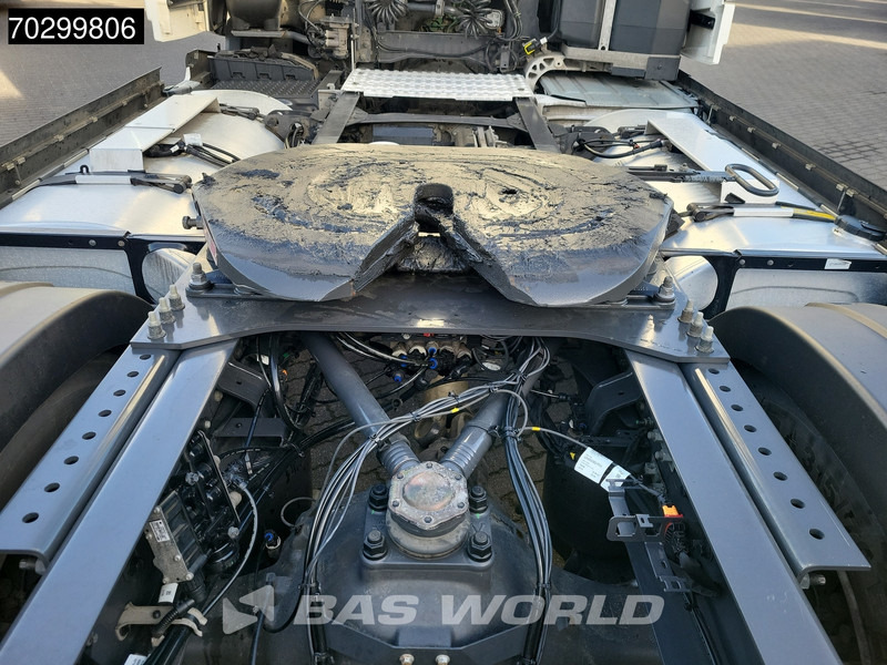 Tractor unit Volvo FH 500 FH 4X2 XL VEB+ 2x Tanks ACC LED ADR: picture 6 Tractor unit Volvo FH 500 FH 4X2 XL VEB+ 2x Tanks ACC LED ADR: picture 6