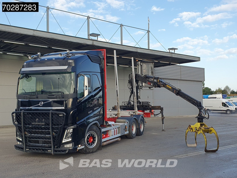 Volvo FH16 750 FH16 6X4 HIAB E96S 79 wood crane Retarder Dynamic-Steering Big-Axle Euro 6 - Log truck, Crane truck: picture 5 Volvo FH16 750 FH16 6X4 HIAB E96S 79 wood crane Retarder Dynamic-Steering Big-Axle Euro 6 - Log truck, Crane truck: picture 5