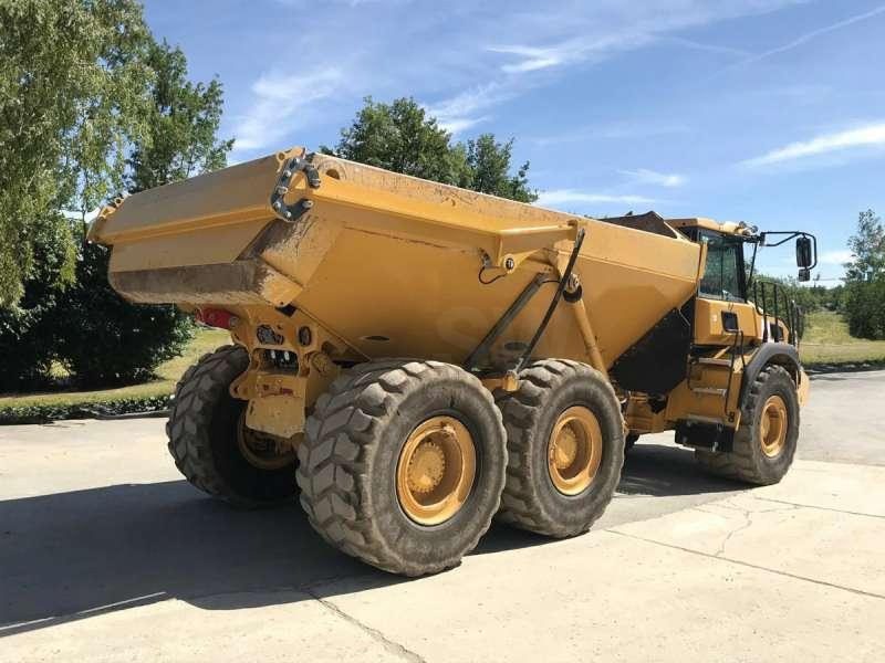 Bell ADT B30E 6X6 - Articulated dumper: picture 4 Bell ADT B30E 6X6 - Articulated dumper: picture 4