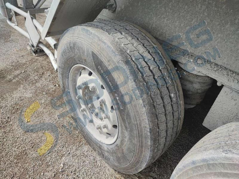 Tipper semi-trailer Benalu 3 ESSIEUX: picture 26 Tipper semi-trailer Benalu 3 ESSIEUX: picture 26
