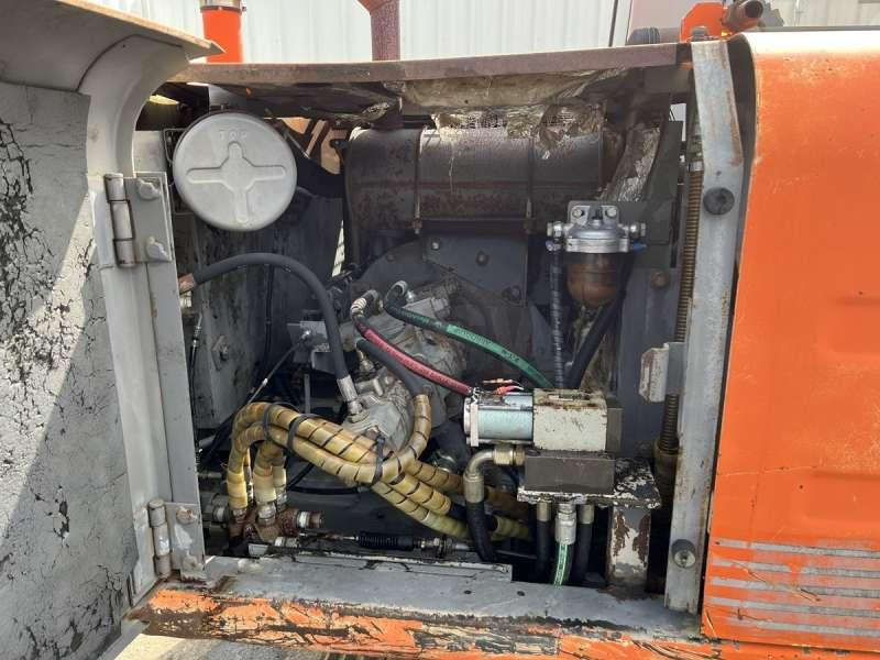 Crawler excavator Hitachi EX60: picture 28