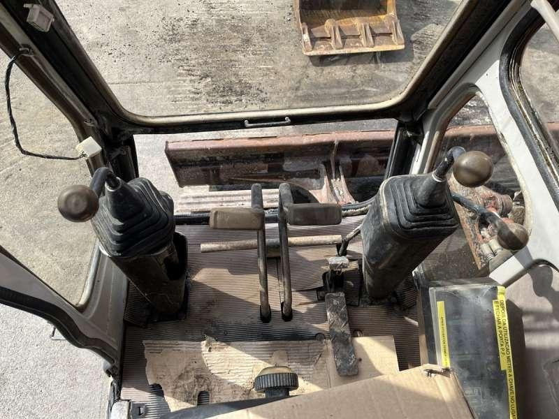 Crawler excavator Hitachi EX60: picture 40