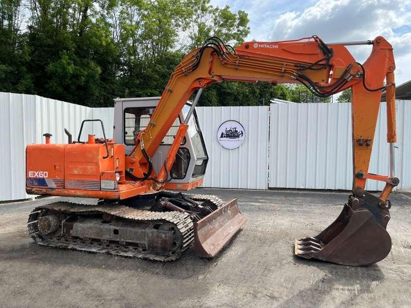 Crawler excavator Hitachi EX60: picture 45