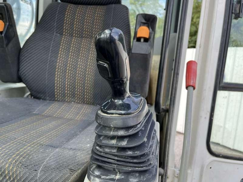 Crawler excavator Liebherr R904HDSL: picture 49 Crawler excavator Liebherr R904HDSL: picture 49