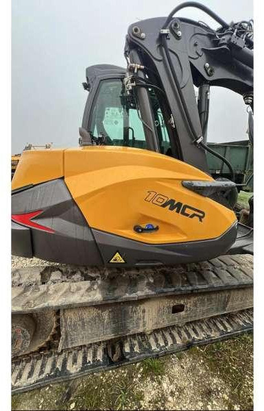 Mecalac 10MCR - Crawler excavator: picture 2 Mecalac 10MCR - Crawler excavator: picture 2
