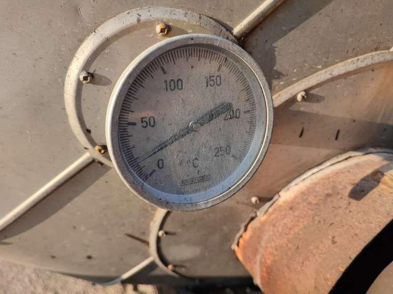 Asphalt distributor Renault G260: picture 38