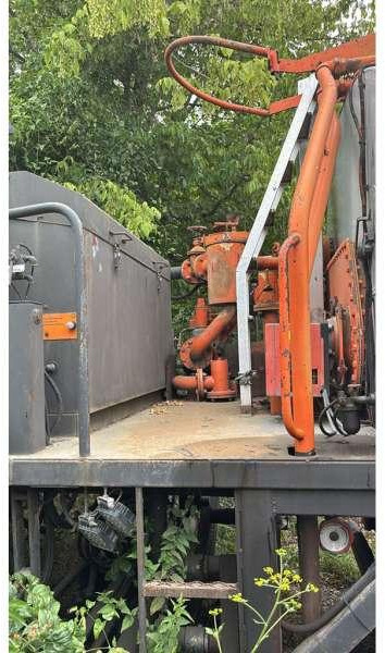 Asphalt distributor Renault PREMIUM 370-26: picture 12