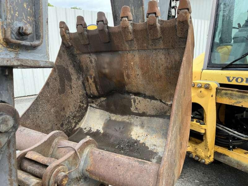 Backhoe loader Volvo BL71+ POWERSHIFT: picture 32