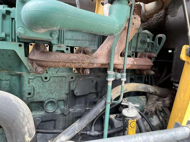 Backhoe loader Volvo BL71+ POWERSHIFT: picture 33