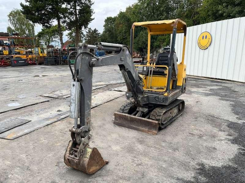 Volvo EB12 - Mini excavator: picture 2 Volvo EB12 - Mini excavator: picture 2