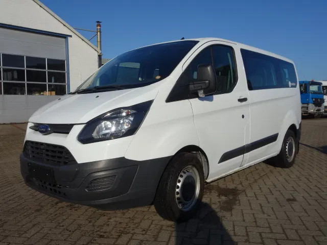 Ford 2,2 TDCI CUSTOM,HANDBAK,ROLSTOELLIFT - Passenger van: picture 2 Ford 2,2 TDCI CUSTOM,HANDBAK,ROLSTOELLIFT - Passenger van: picture 2