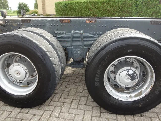 MAN 41-414 manuial pomp 8x4 - Cab chassis truck: picture 5 MAN 41-414 manuial pomp 8x4 - Cab chassis truck: picture 5