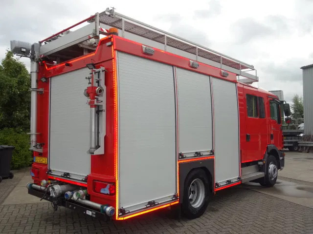 MAN TGM 15.250 FIRE TRUCK,2000 LITER TANK, FOAM TANK, AIRCO - Fire truck: picture 4 MAN TGM 15.250 FIRE TRUCK,2000 LITER TANK, FOAM TANK, AIRCO - Fire truck: picture 4