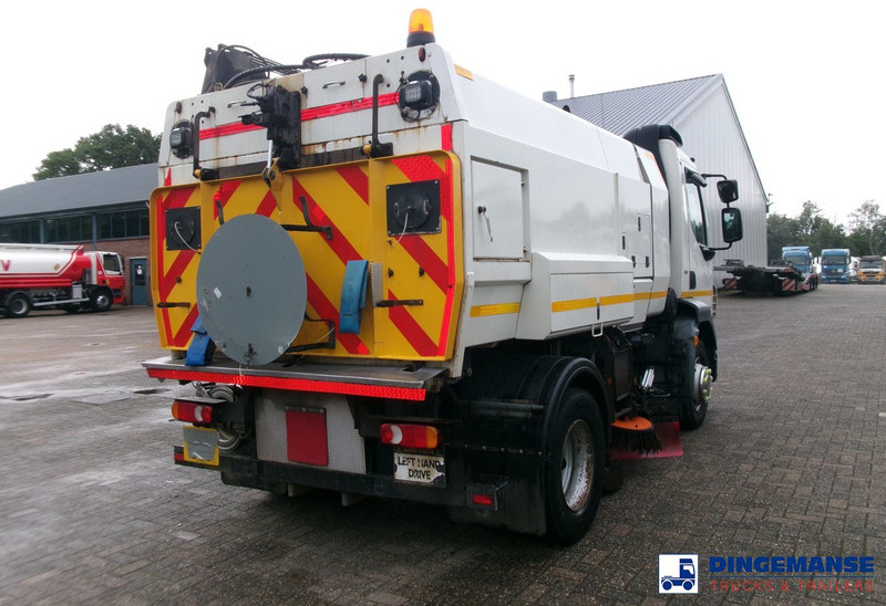 DAF LF 55.220 4x2 Scarab sweeper - Road sweeper: picture 4 DAF LF 55.220 4x2 Scarab sweeper - Road sweeper: picture 4