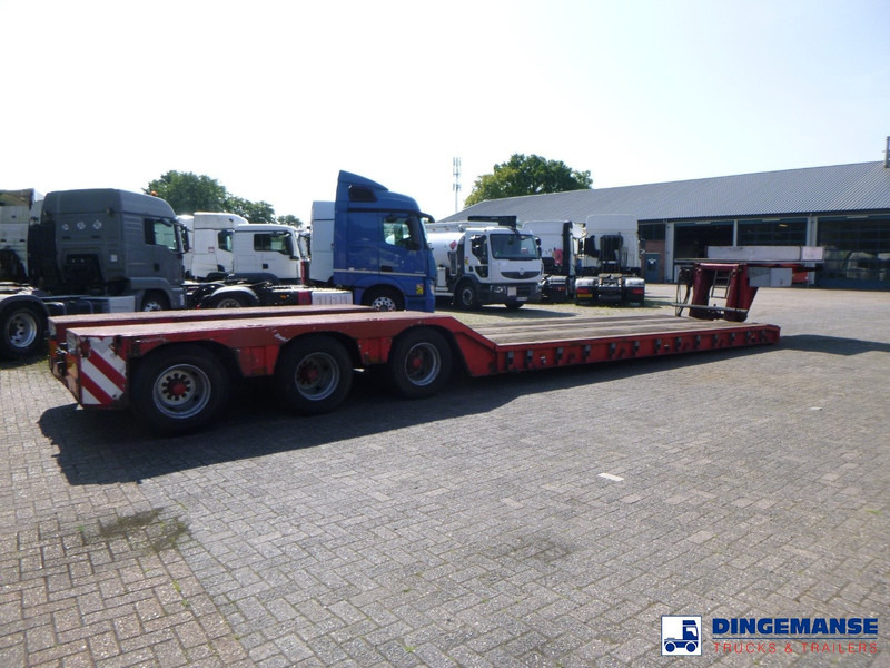 KING 3-axle lowbed trailer 70t - Low loader semi-trailer: picture 4 KING 3-axle lowbed trailer 70t - Low loader semi-trailer: picture 4