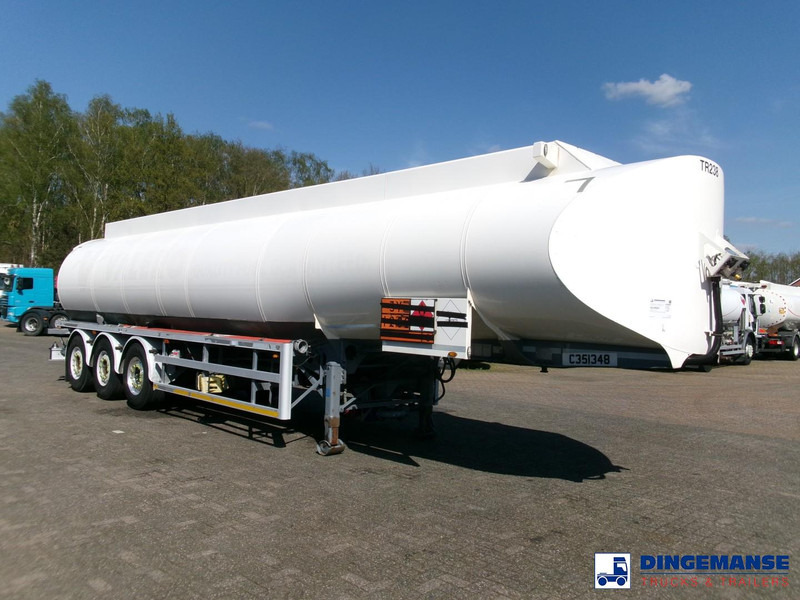 Lakeland Fuel tank alu 42.8 m3 / 6 comp + pump - Tank semi-trailer: picture 2 Lakeland Fuel tank alu 42.8 m3 / 6 comp + pump - Tank semi-trailer: picture 2
