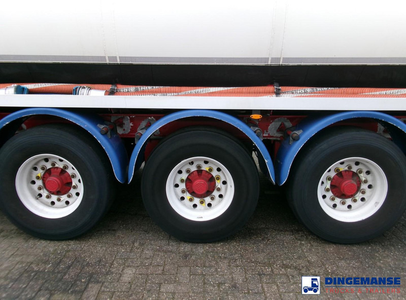 Lakeland Fuel tank alu 42.8 m3 / 6 comp + pump - Tank semi-trailer: picture 5 Lakeland Fuel tank alu 42.8 m3 / 6 comp + pump - Tank semi-trailer: picture 5