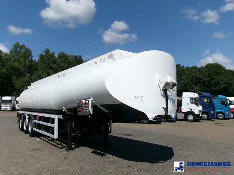 Lakeland Fuel tank alu 42.8 m3 / 6 comp + pump - Tank semi-trailer: picture 2 Lakeland Fuel tank alu 42.8 m3 / 6 comp + pump - Tank semi-trailer: picture 2