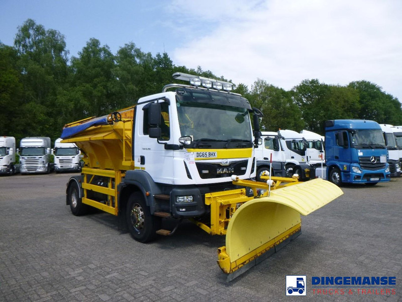 MAN TGM 18.290 4X4 RHD gritter / snow plough - Snow removal vehicle: picture 2 MAN TGM 18.290 4X4 RHD gritter / snow plough - Snow removal vehicle: picture 2
