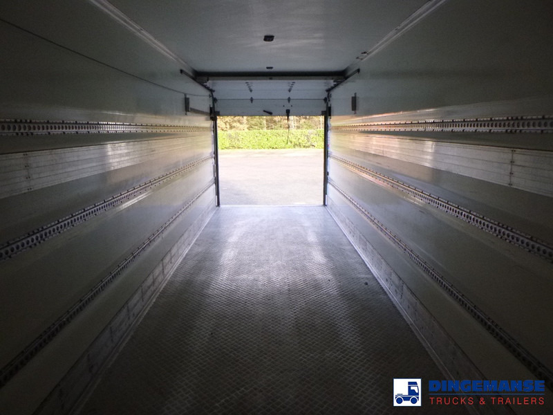Refrigerator truck Mercedes-Benz Antos 2533 RHD 6x2 Thermoking T1000R frigo: picture 14